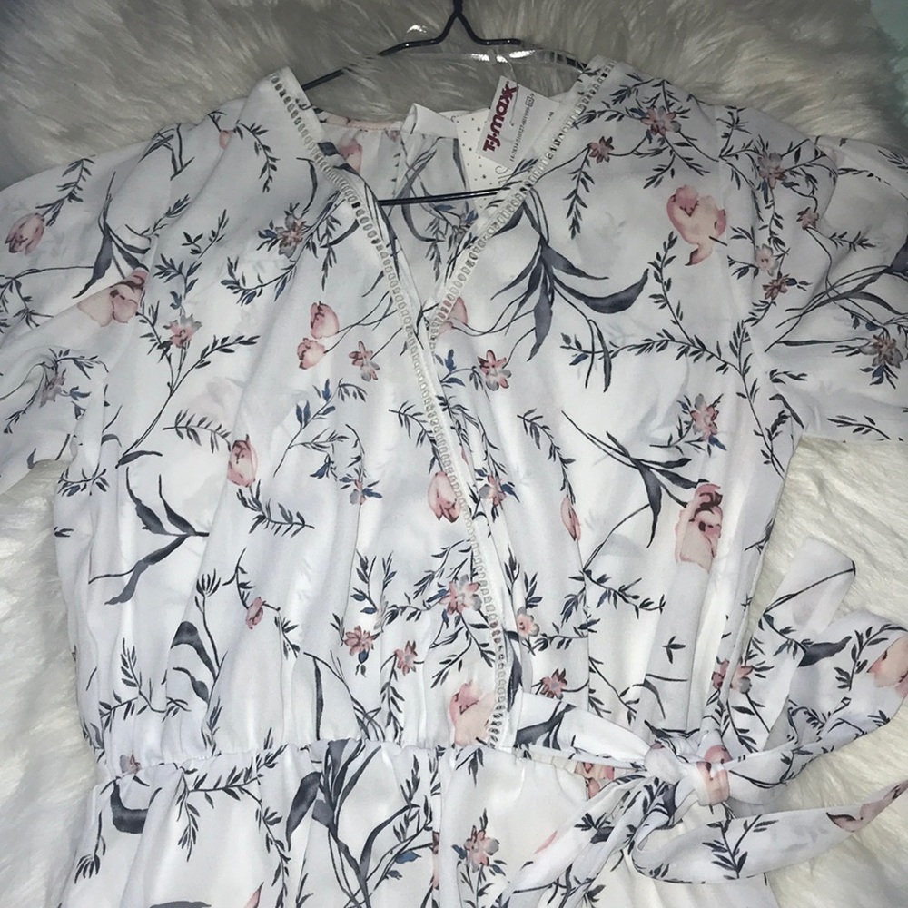 Junior’s jumpsuit - Picture 1 of 3